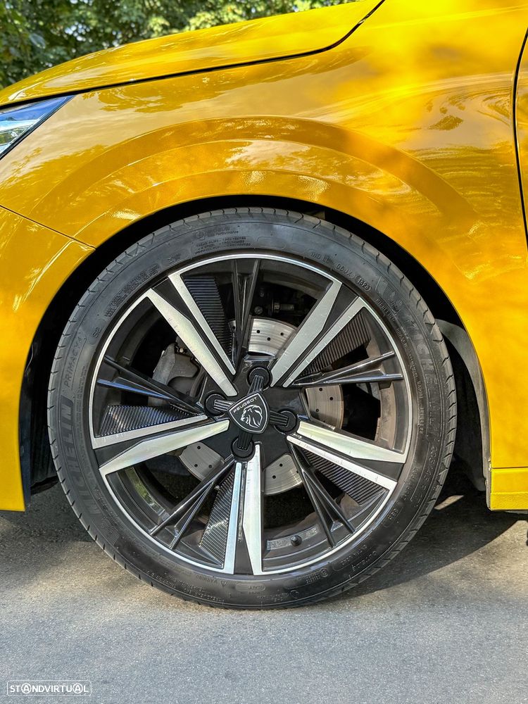 Peugeot 208 1.2 PureTech Allure - 3