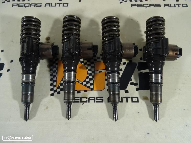Injetores Audi A3 (8P1)  Bm / 036130073G / 0414720404 - 4