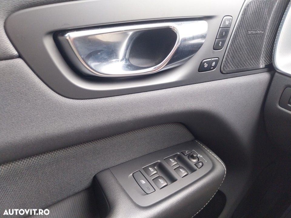 Volvo XC 60 - 12