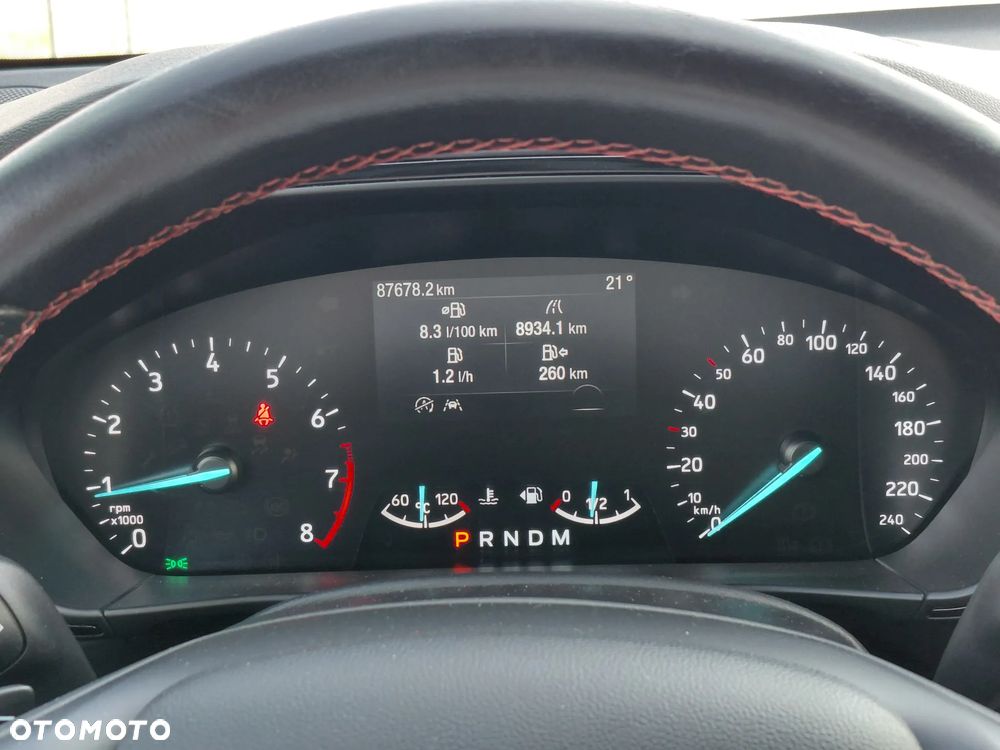 Ford Focus 1.0 EcoBoost Hybrid ST-LINE - 39