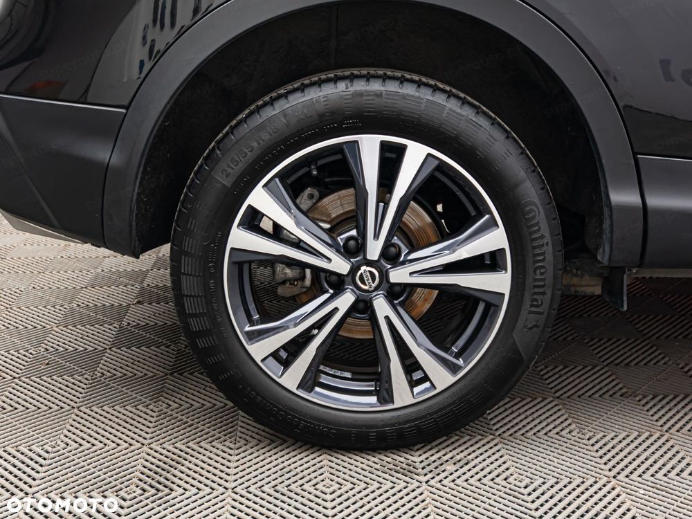 Nissan Qashqai 1.3 DIG-T N-Connecta - 32