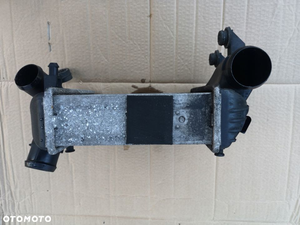Intercooler lewy Audi A4 B6 2.5 TDI 8E0145805P - 2