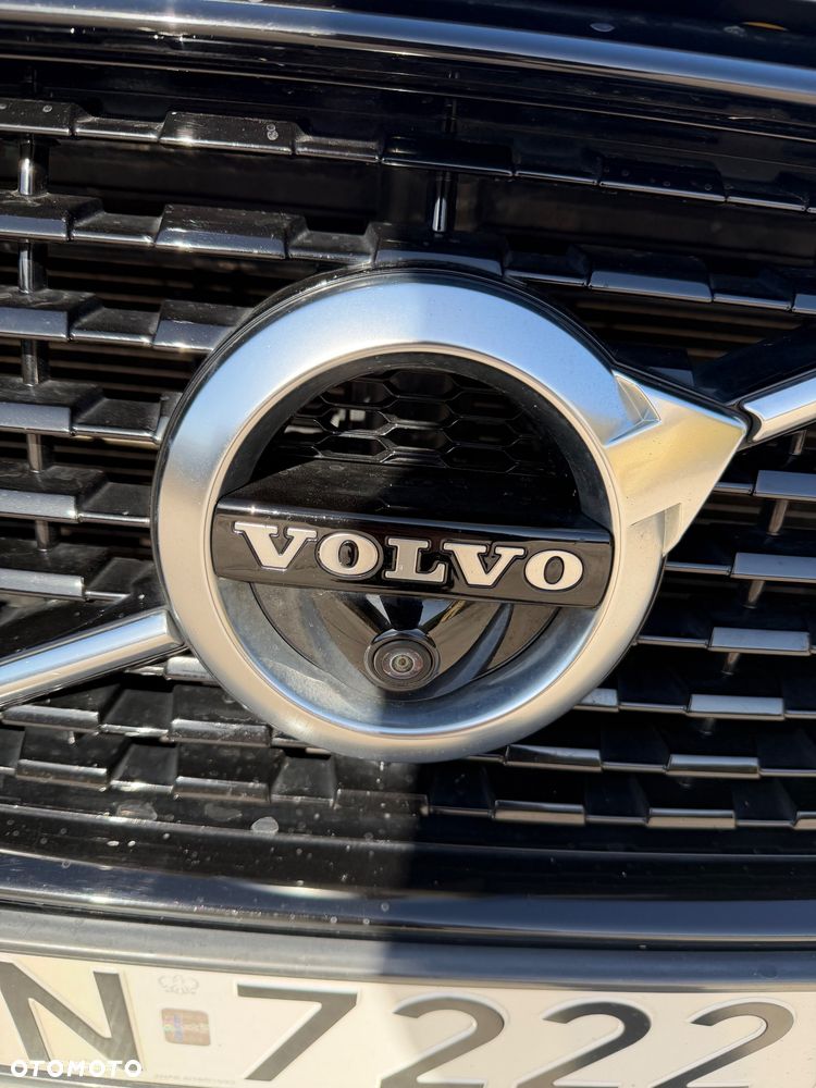Volvo XC 60 T8 Plug-In Hybrid AWD R-Design - 12