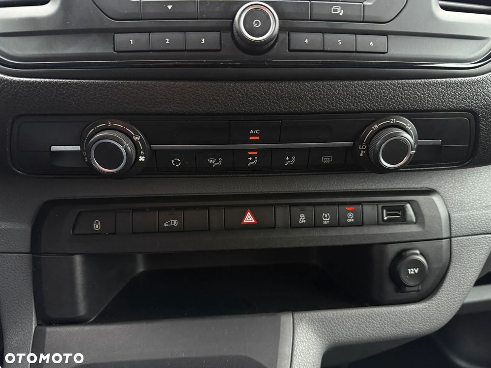 Toyota Proace - 13