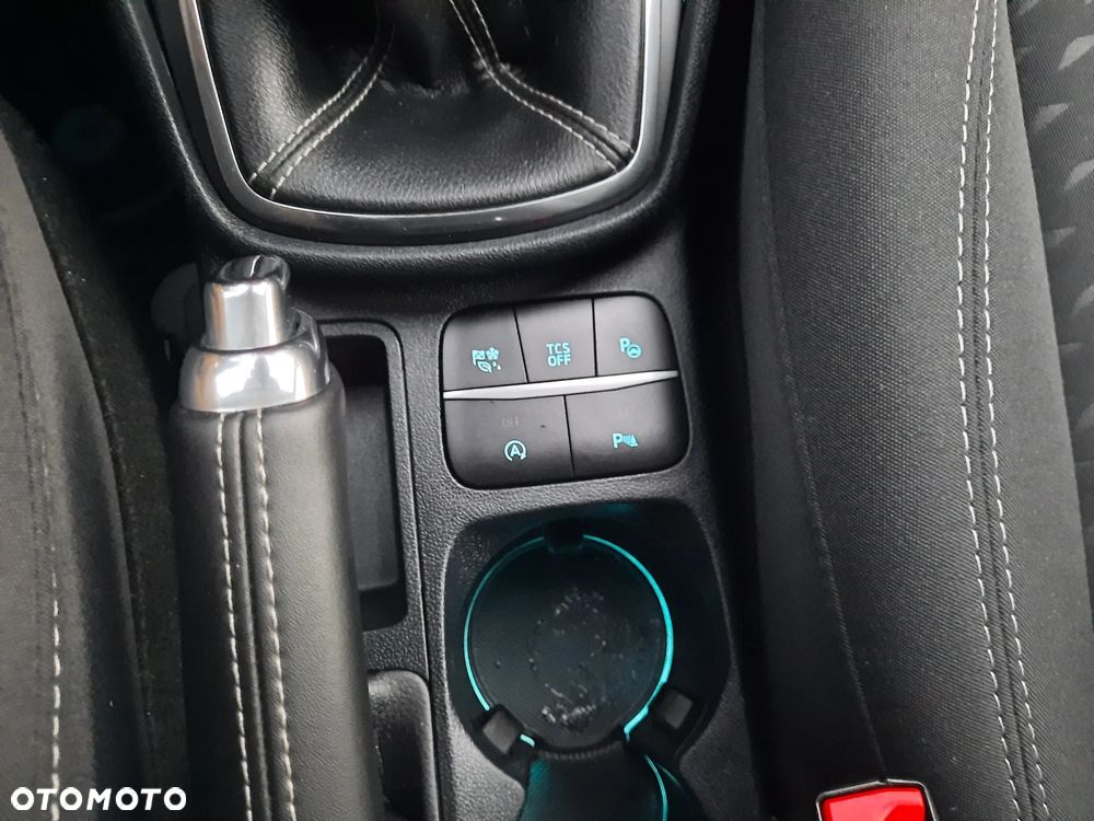 Ford Fiesta 1.0 EcoBoost S&S TITANIUM X - 25