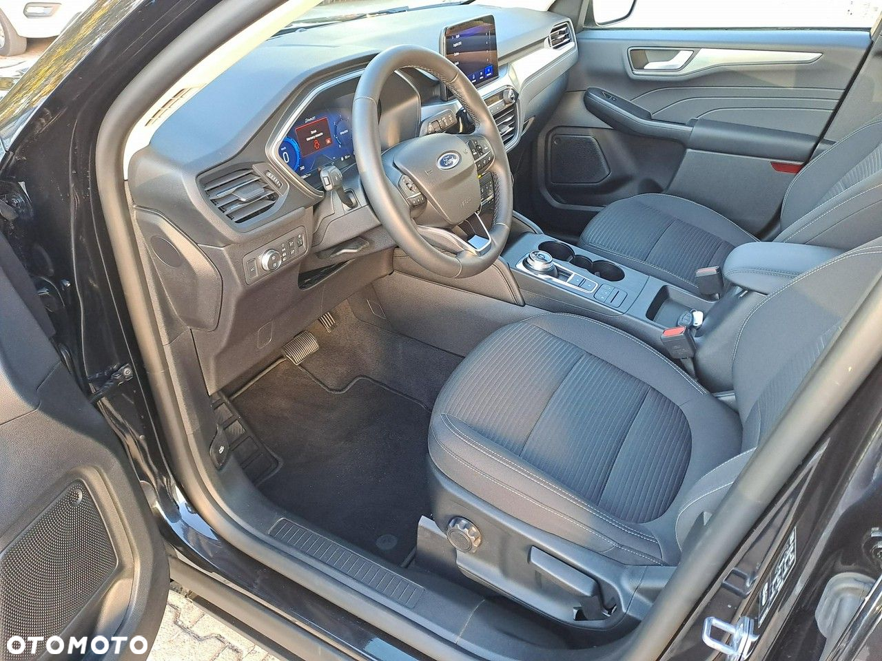 Ford Kuga - 9