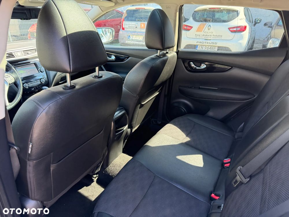 Nissan Qashqai 1.6 DCi Tekna Xtronic EU6 - 13