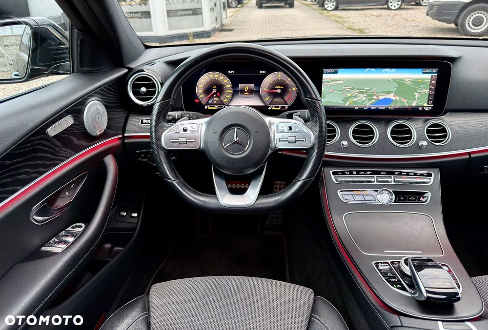 Mercedes-Benz Klasa E 300 d 9G-TRONIC AMG Line - 28