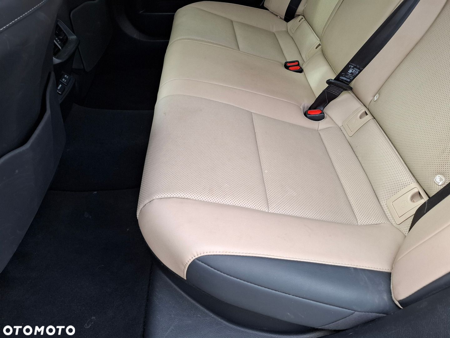 Lexus ES - 14
