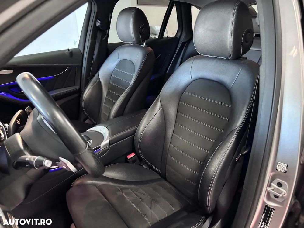 Mercedes-Benz GLC 300 e 4Matic 9G-TRONIC AMG Line Advanced - 15