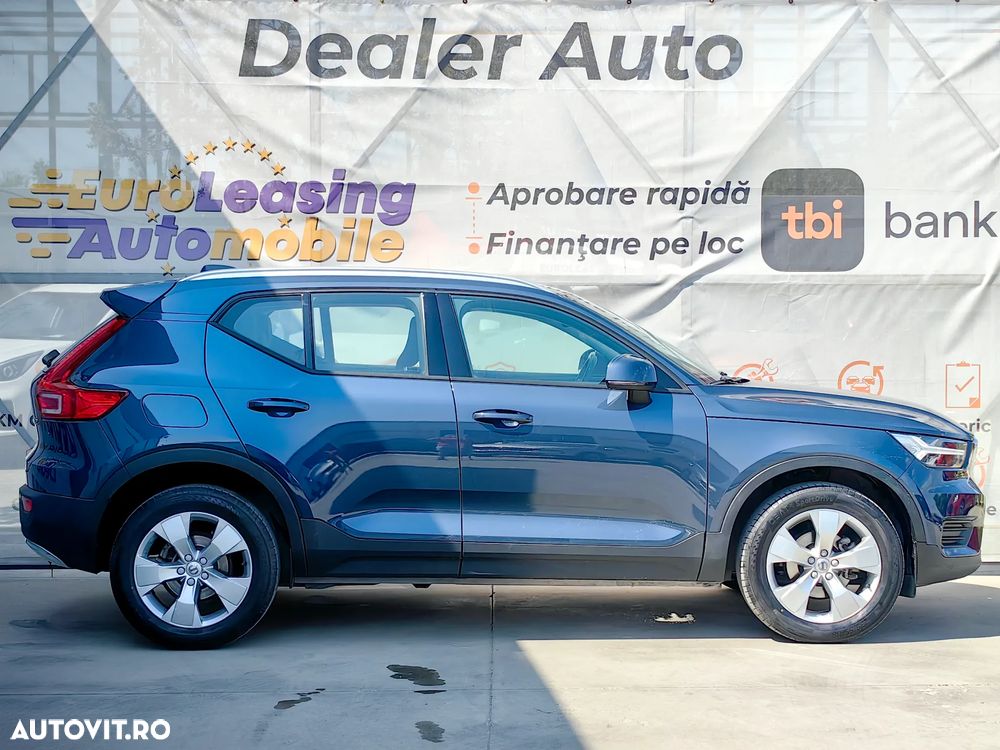 Volvo XC 40 T2 AT8 Momentum - 11