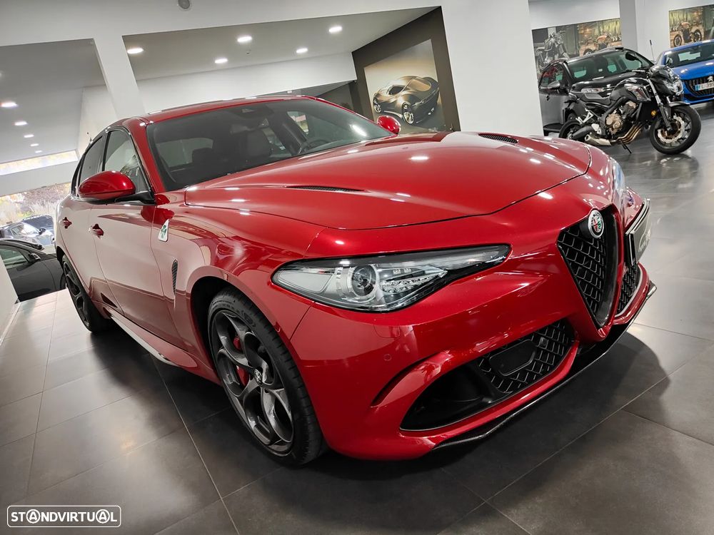 Alfa Romeo Giulia 2.9 Bi-Turbo Quadrifoglio AT8 - 11