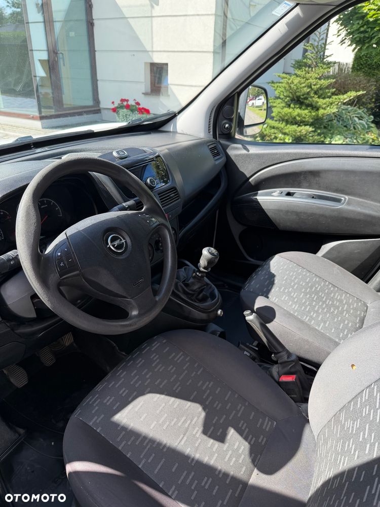 Opel Combo - 9