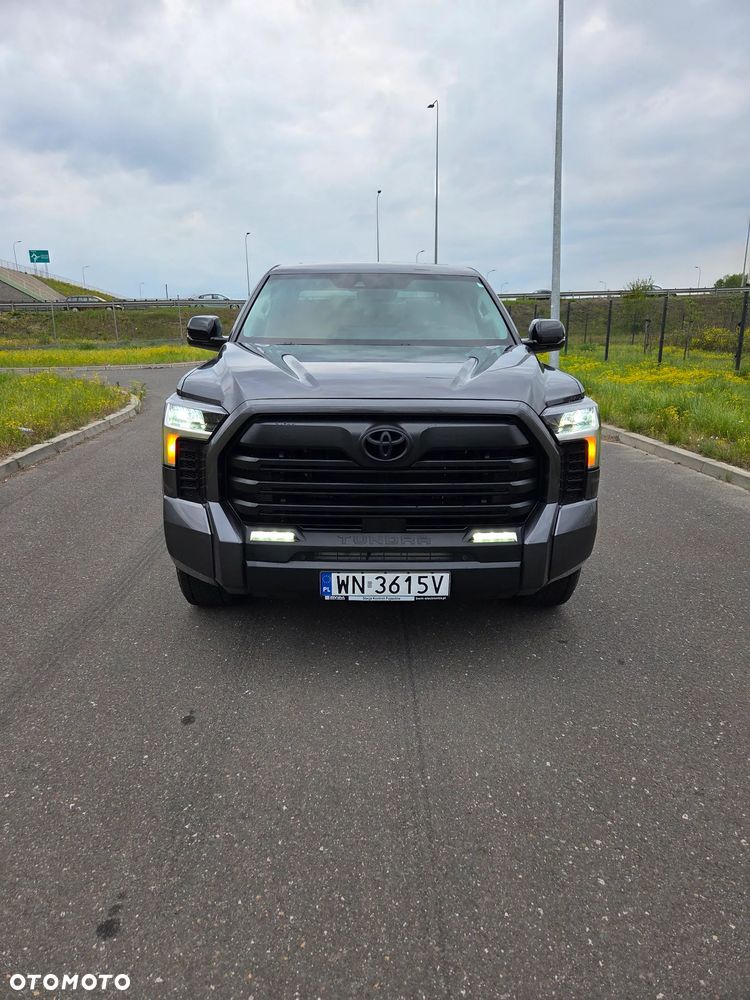 Toyota Tundra - 3