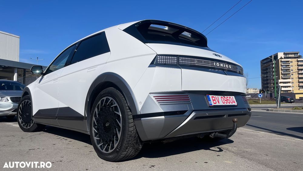 Hyundai IONIQ 77,4 kWh Uniq - 2