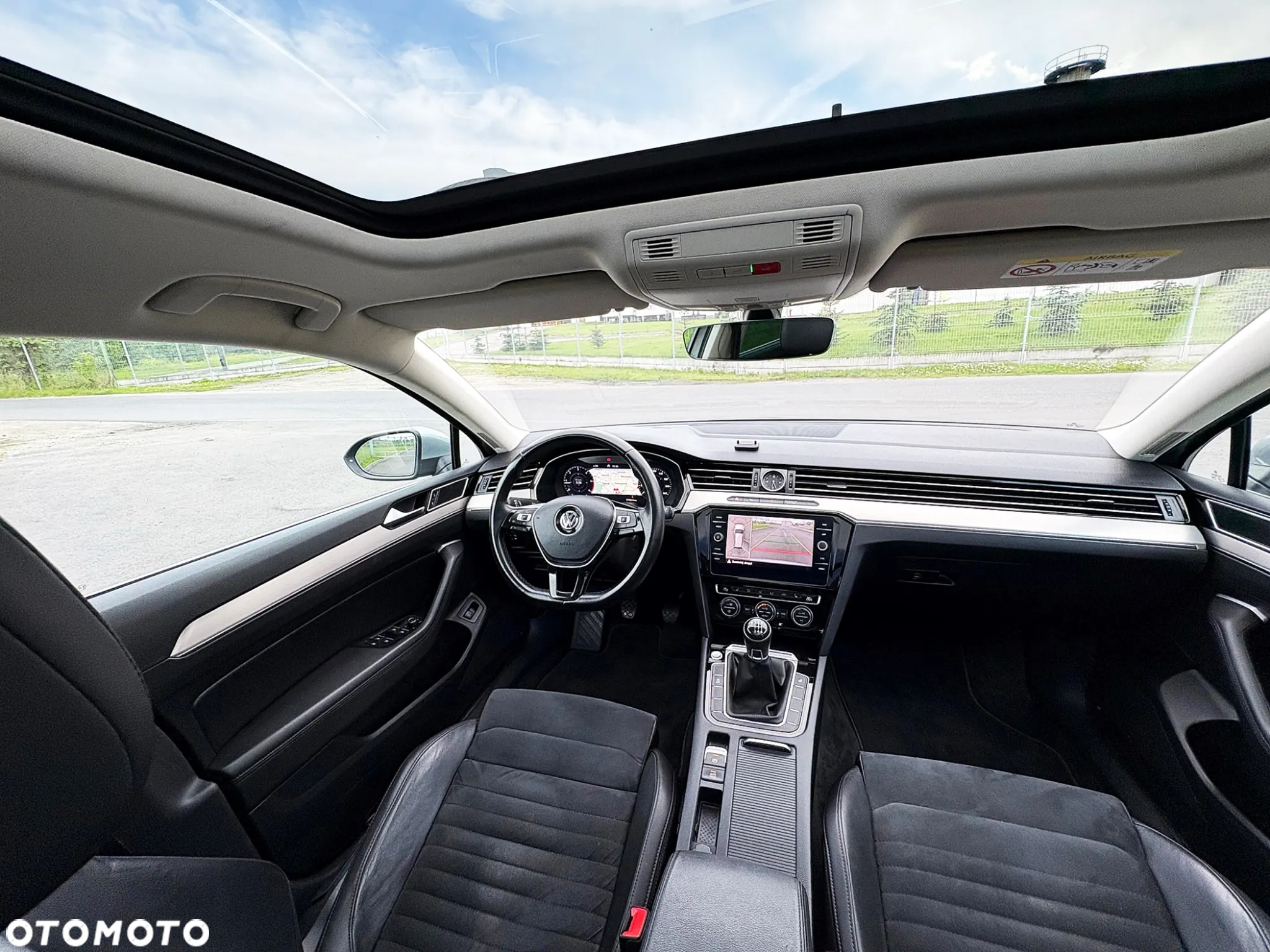 Volkswagen Passat 2.0 TDI BMT Highline - 26