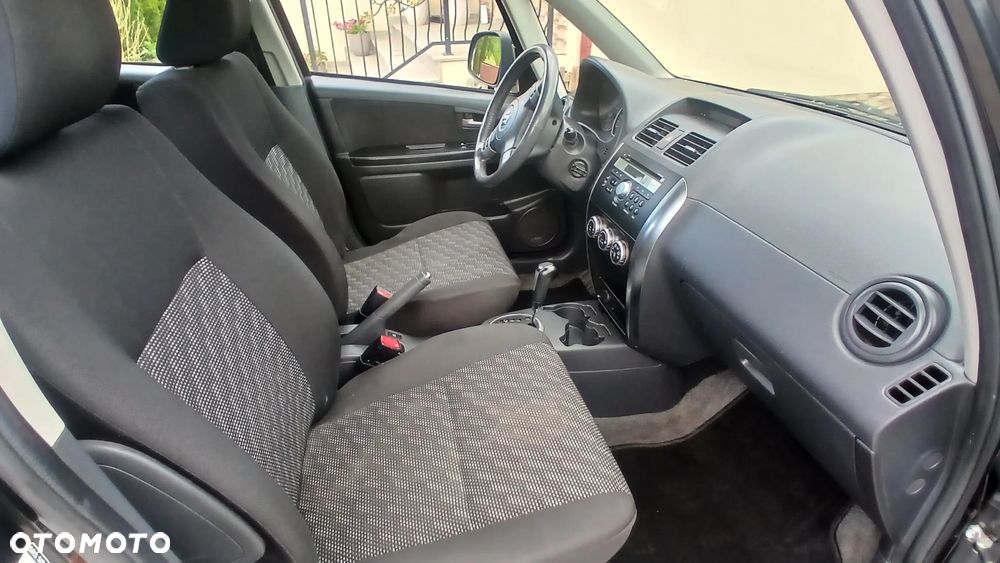 Suzuki SX4 2.0 4WD - 23