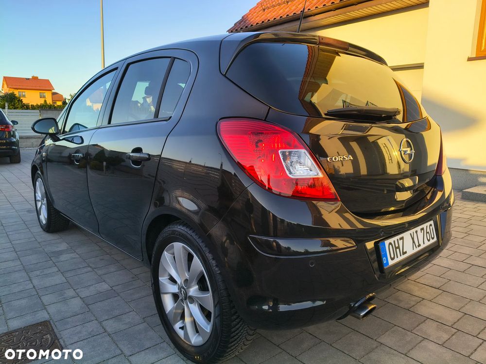 Opel Corsa 1.4 16V Energy - 6