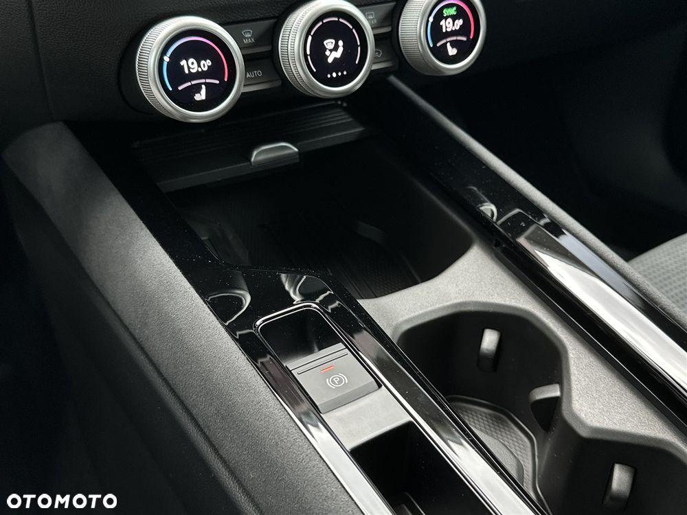 Skoda Superb 2.0 TSI Sportline DSG - 21