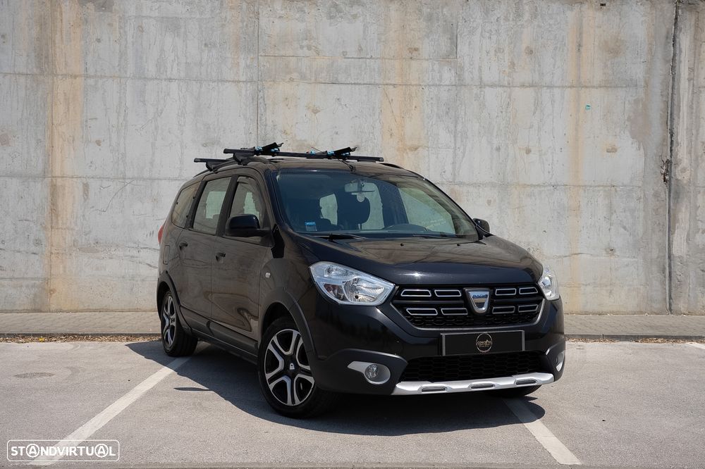 Dacia Lodgy 1.5 Blue dCi Stepway 7L - 1