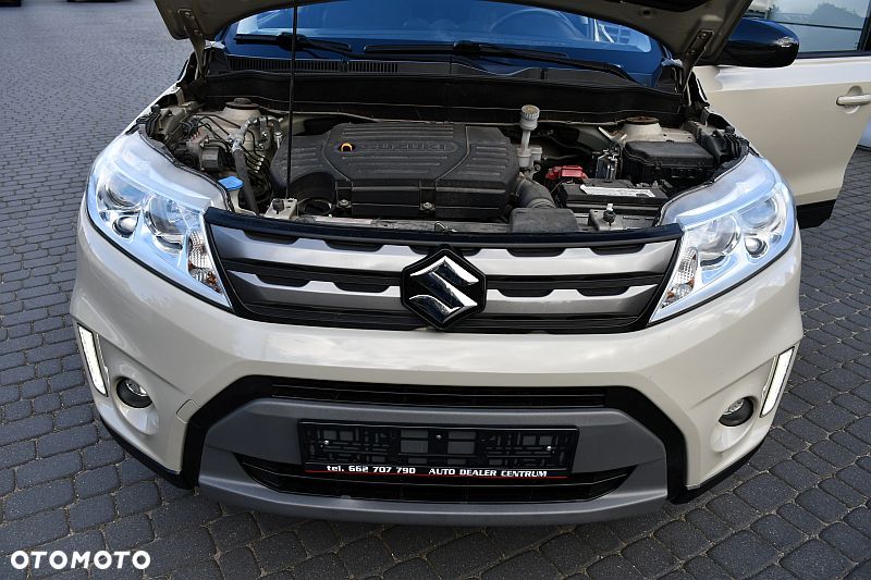 Suzuki Vitara 1.6 Premium 2WD - 32