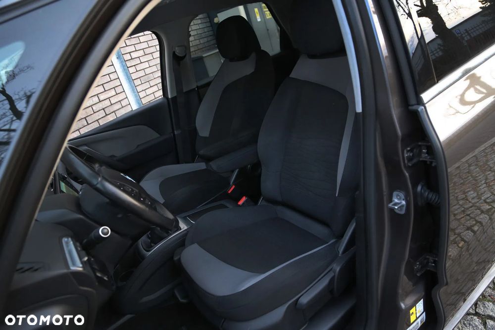 Citroën C4 Picasso e-HDi 115 Intensive - 31