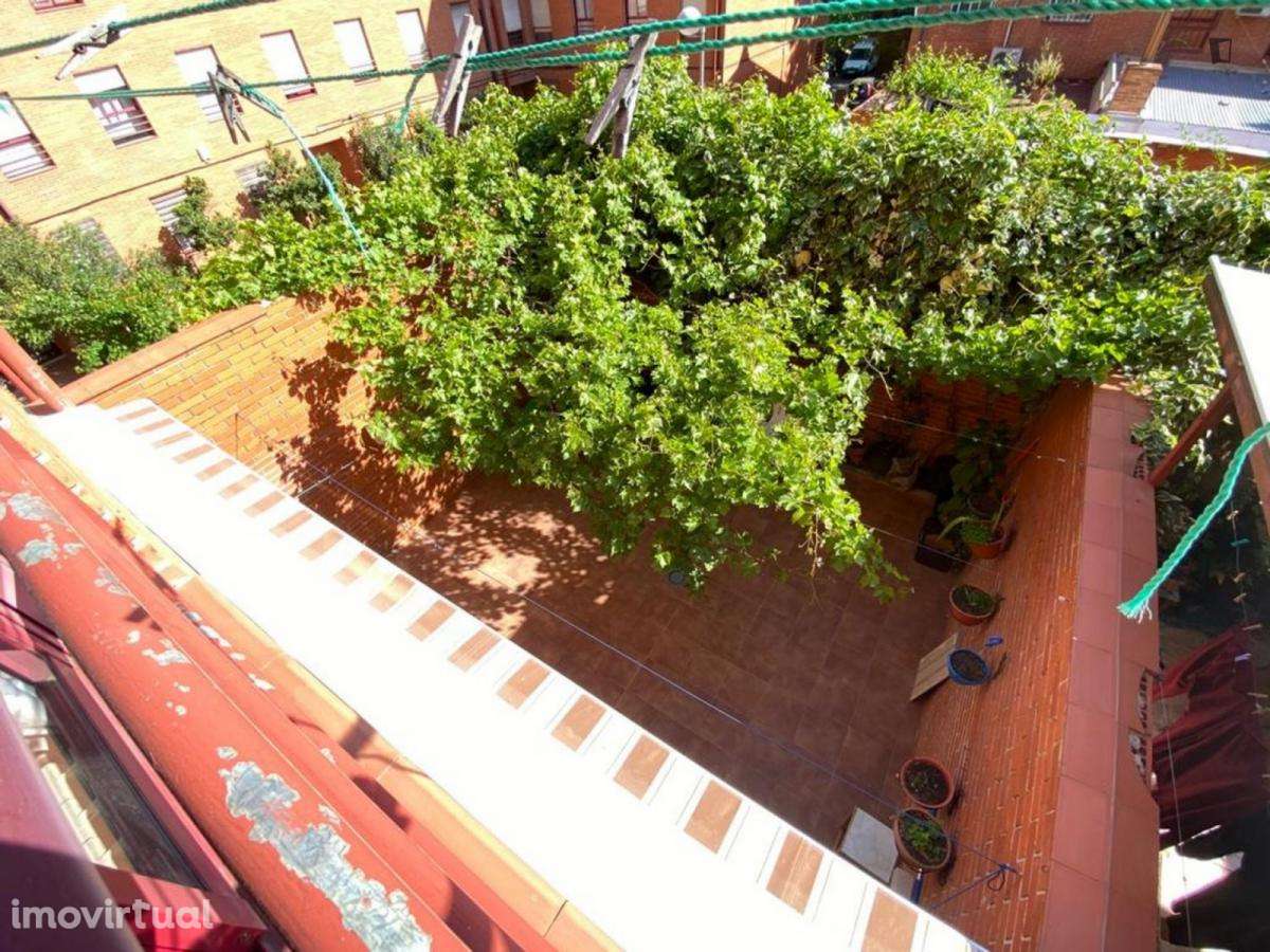 Quarto - localizado em Amadora Lisbon - Grande imagem: 3/25