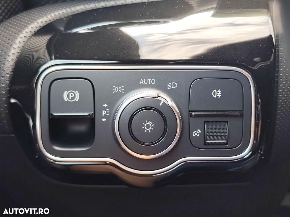 Mercedes-Benz CLA 180 d 8G-DCT - 26