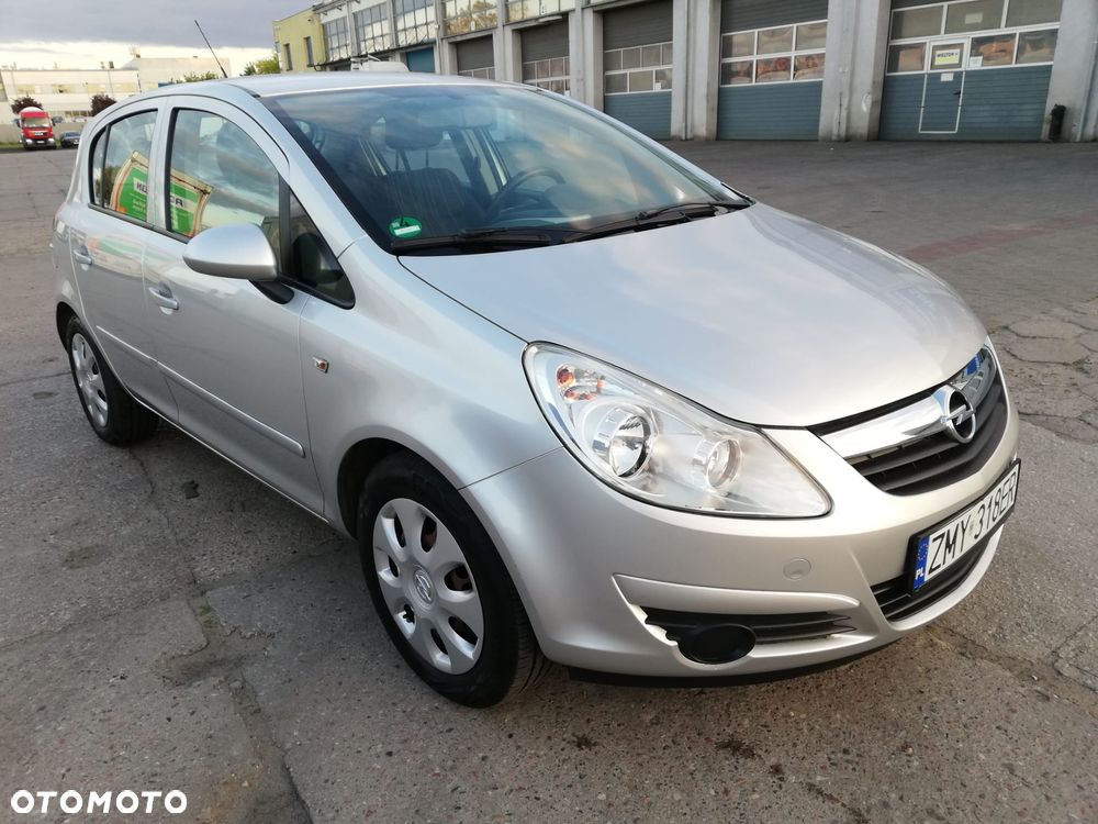 Opel Corsa 1.2 16V Innovation 110 Jahre - 2