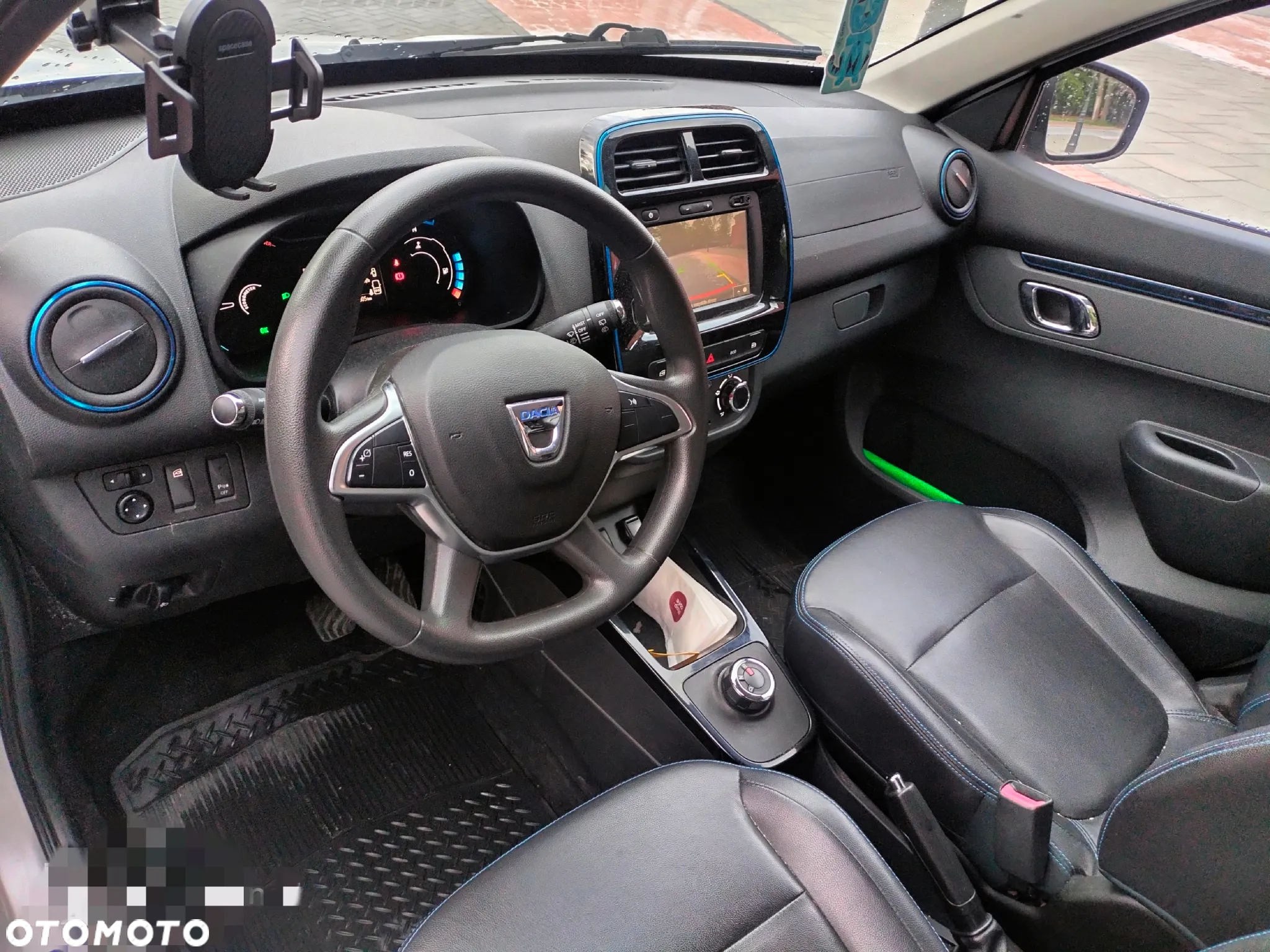 Dacia Spring - 10