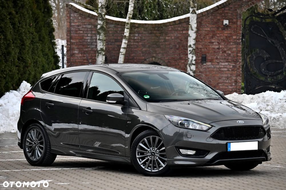 Ford Focus 1.5 EcoBoost ST-Line - 10