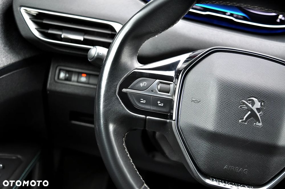 Peugeot 3008 BlueHDi 130 Stop & Start EAT8 Allure - 27