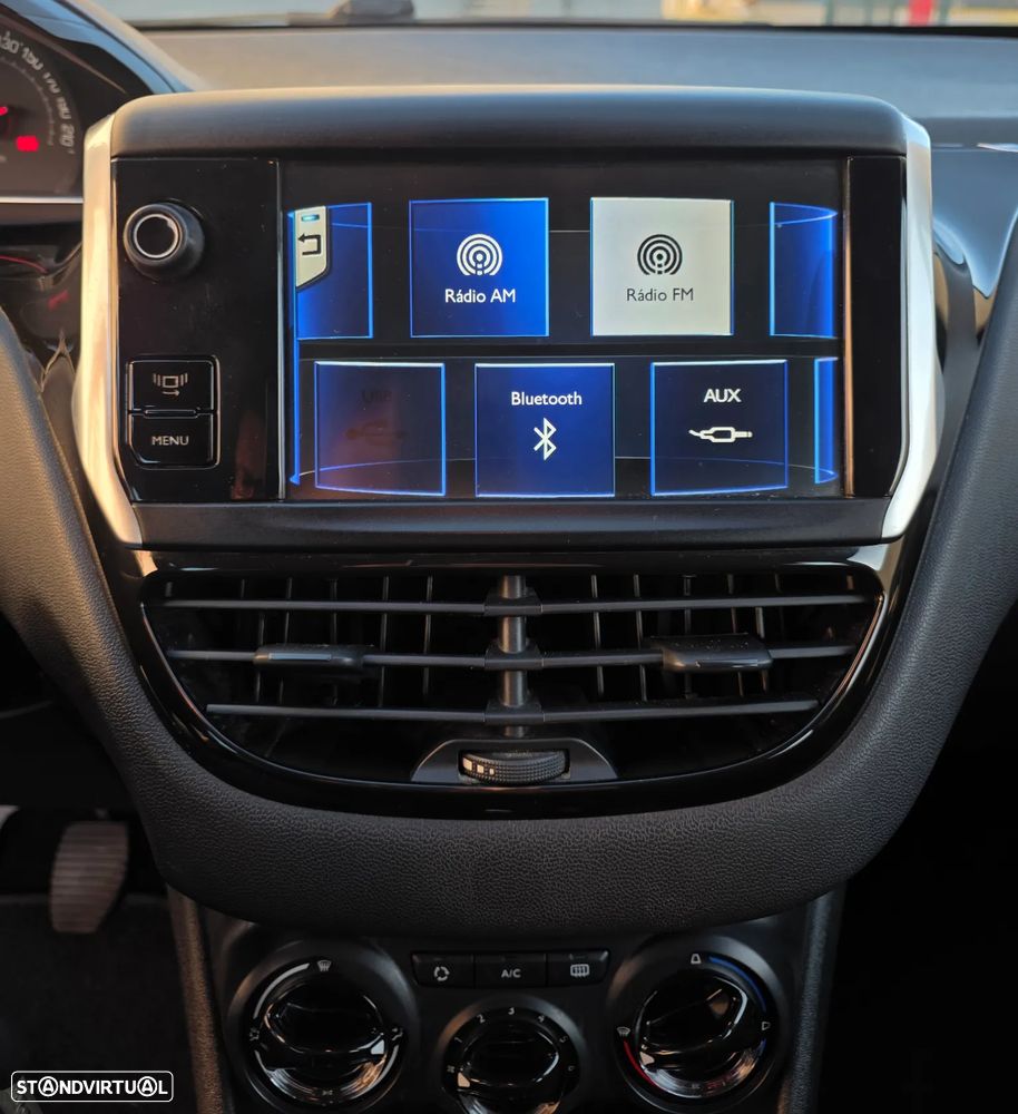 Peugeot 208 1.4 HDi Allure - 6