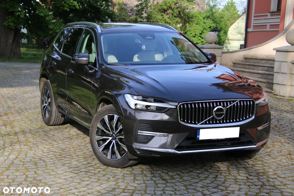 Volvo XC 60 B4 D Plus Bright - 2