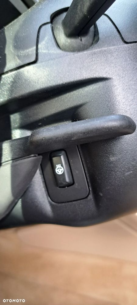 BMW Seria 5 523i Sport-Aut - 12