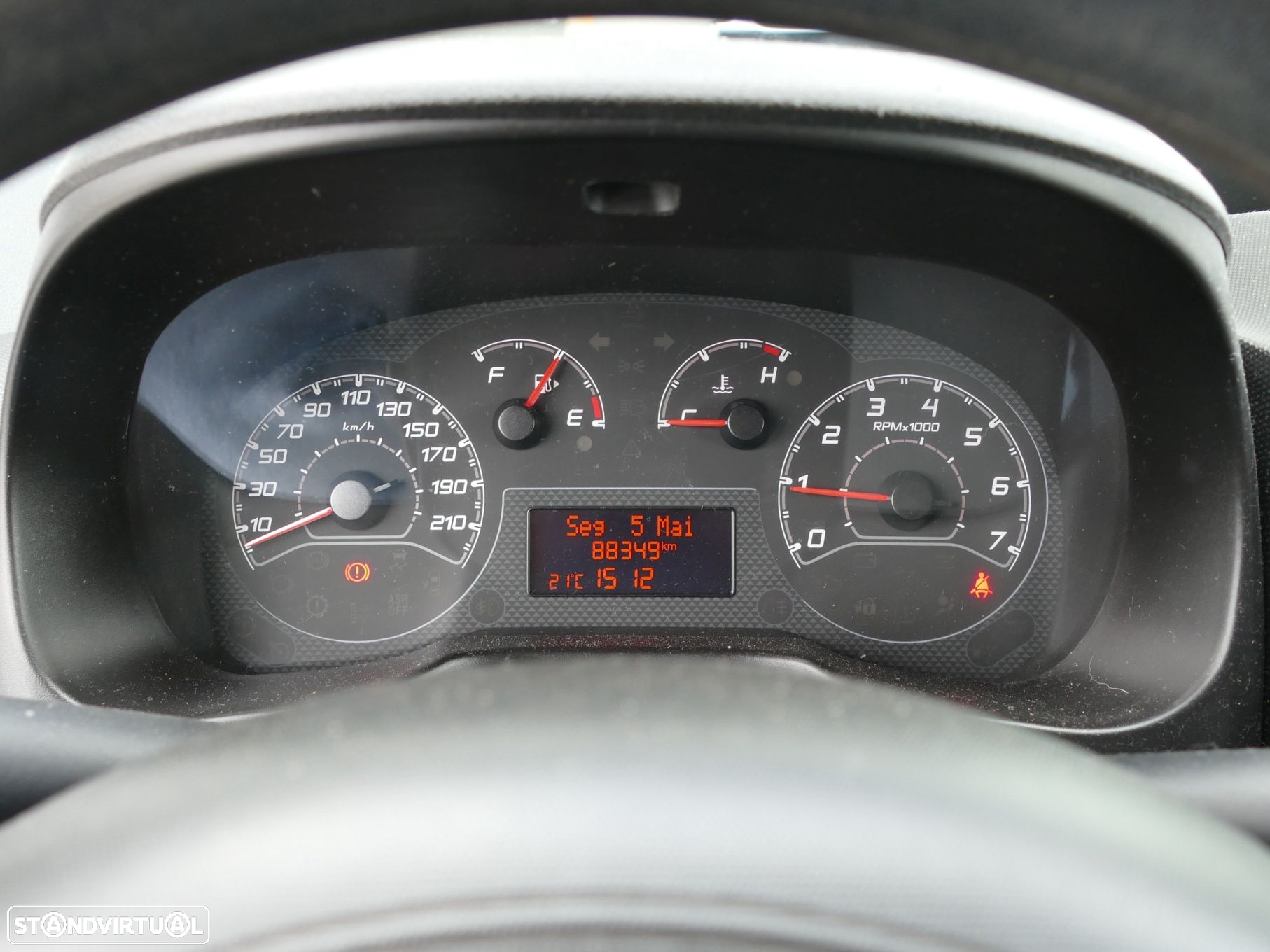 Fiat Fiorino Multijet SX Adventure - 10