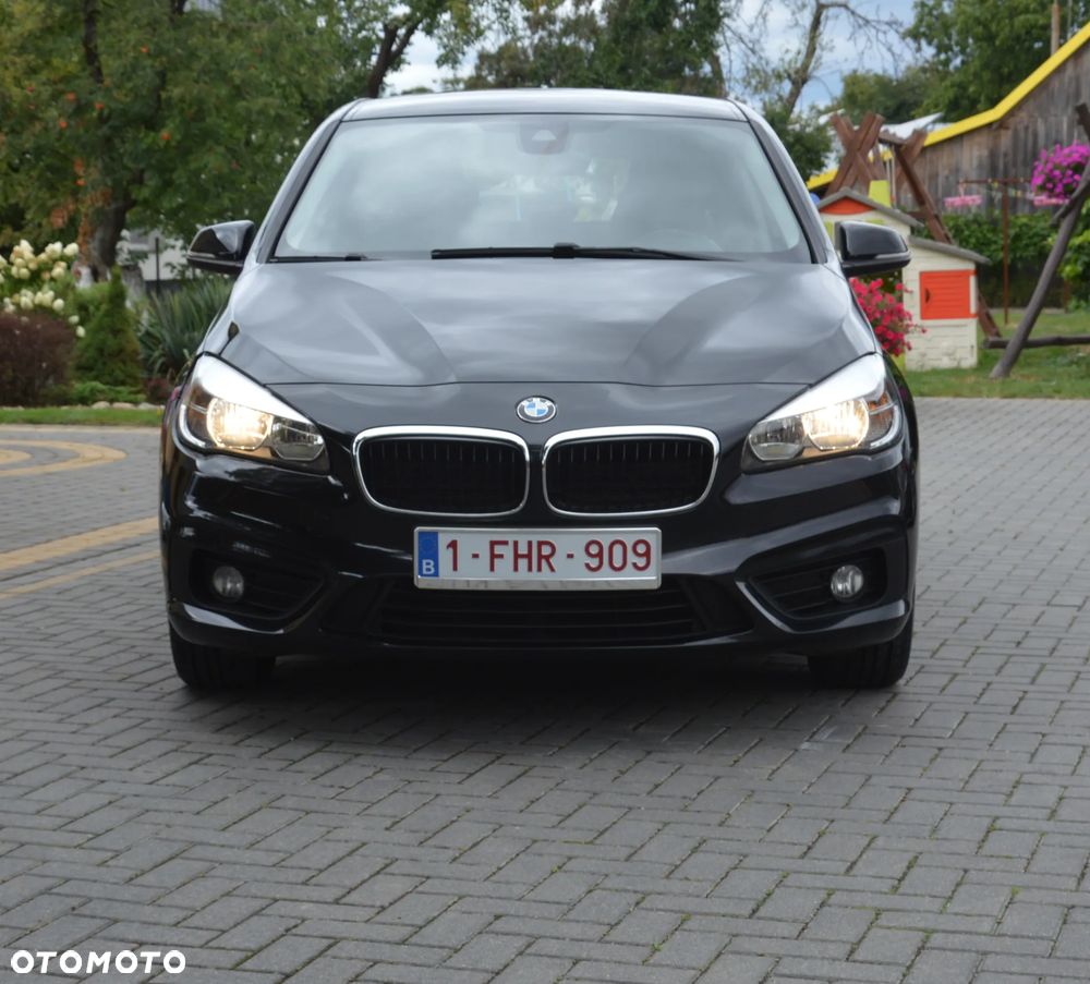 BMW Seria 2 216d - 11