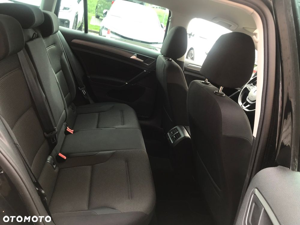 Volkswagen Golf 1.6 TDI BMT Comfortline - 20