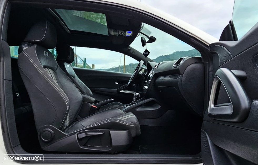 VW Scirocco 2.0 TSI DSG Match - 17