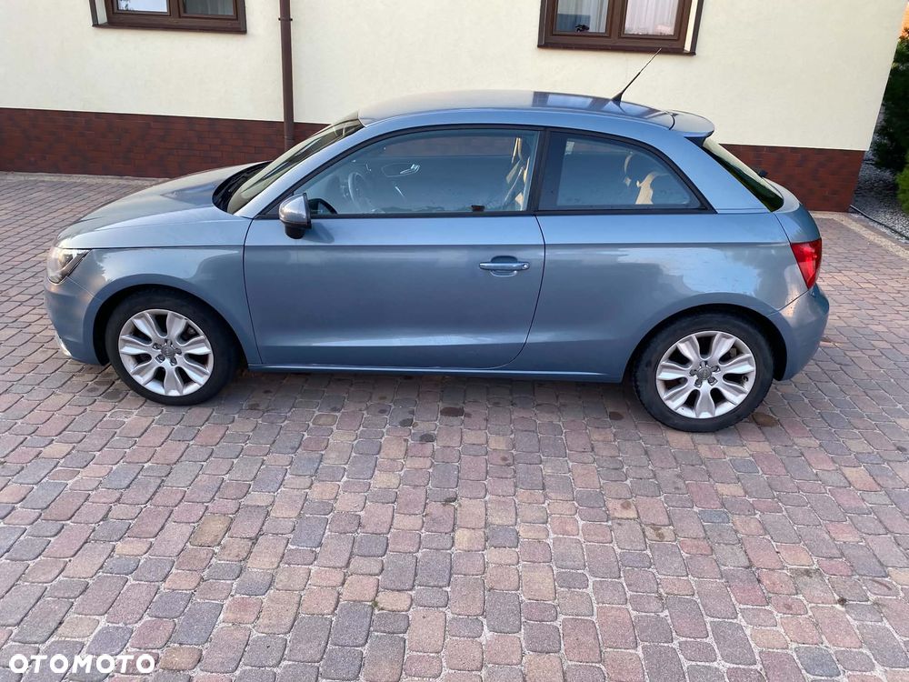 Audi A1 3-drzwiowe 1.6 TDI Ambition - 4