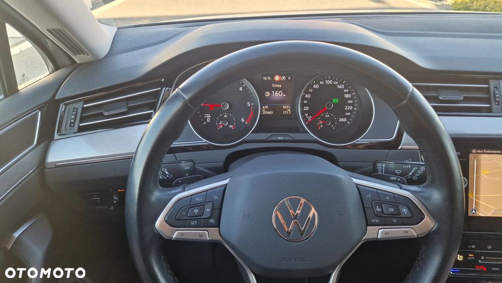 Volkswagen Passat 2.0 TDI SCR Highline DSG - 16