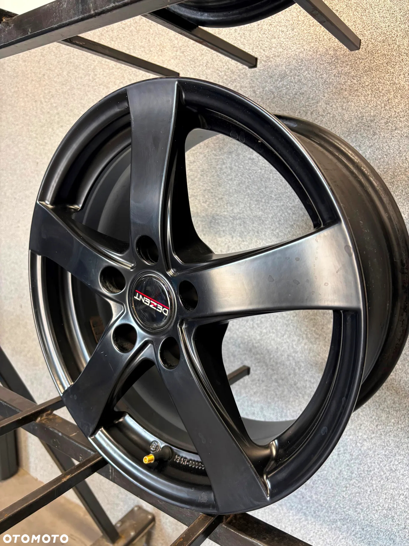 4 FELGI ALU. VW GOLF 5,6,7,CADDY,TOURAN,SEAT LEON,SKODA OCTAVIA 2,3 16'' 6,5J ET46  DEZENT GERMANY - 10