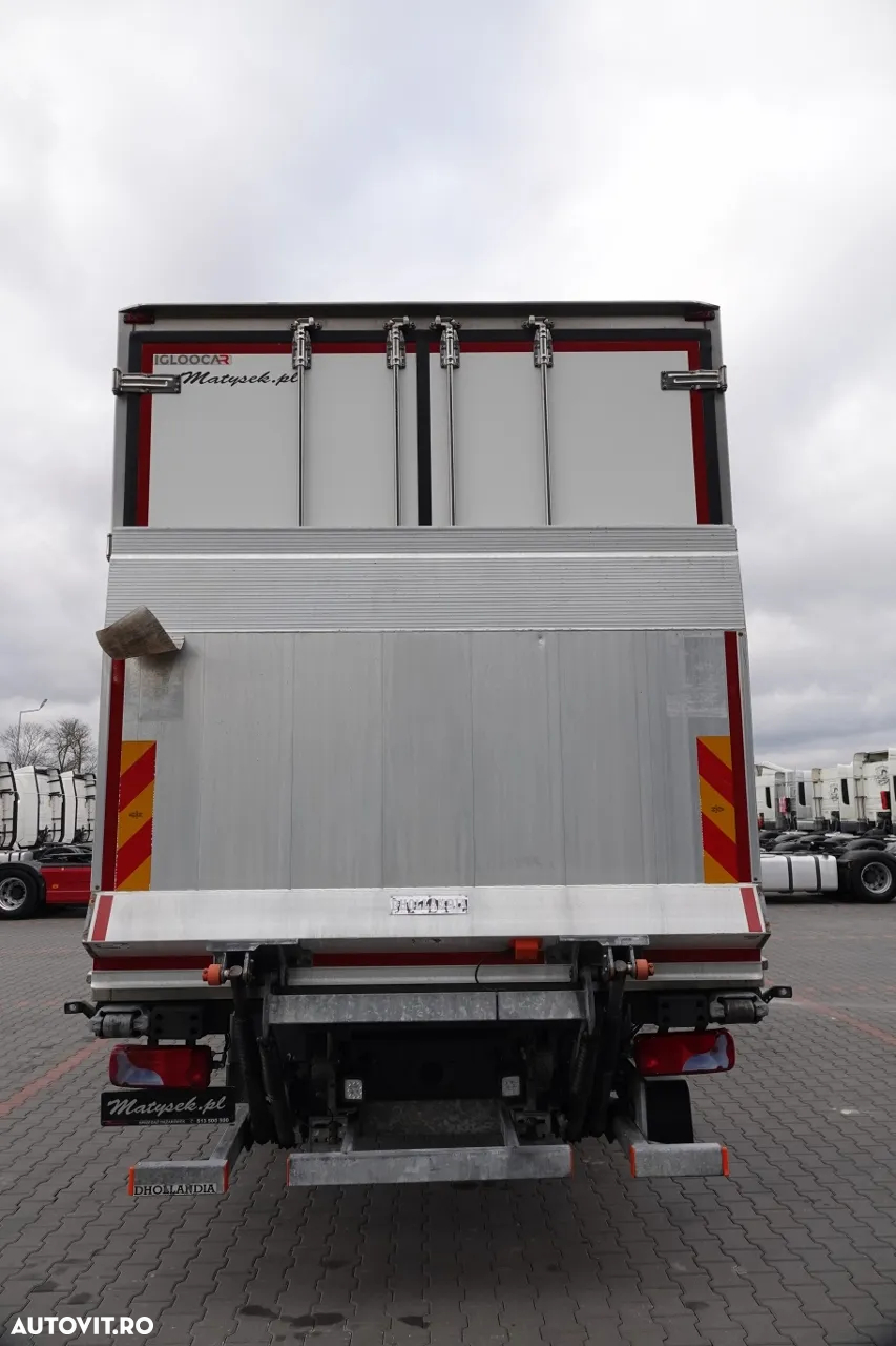 MAN TGS 26.360 / 6x2 / FRIGIDER -8.2 M / CARRIER SUPRA 850 GENERATOR / LIFTARE / UȘĂ LATERALĂ / 2022 / DUPĂ CONTRACTUL DE SERVICE - 24