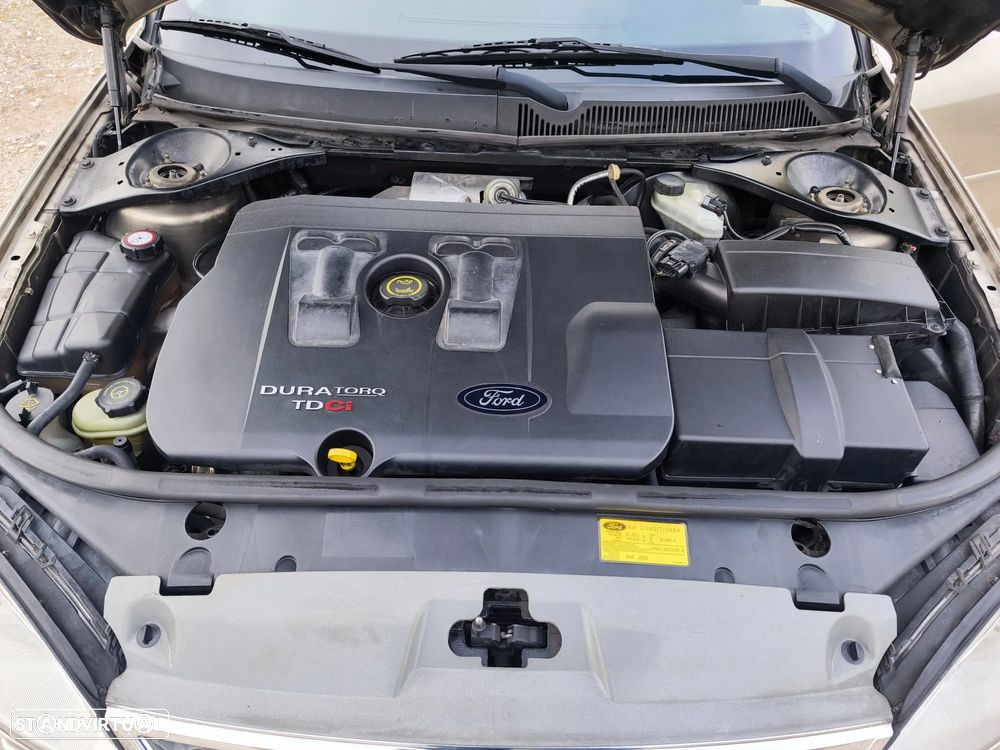 Ford Mondeo 2.0 TDCI Ghia Executive - 16