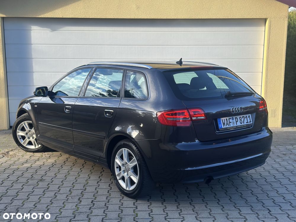 Audi A3 Sportback - 4