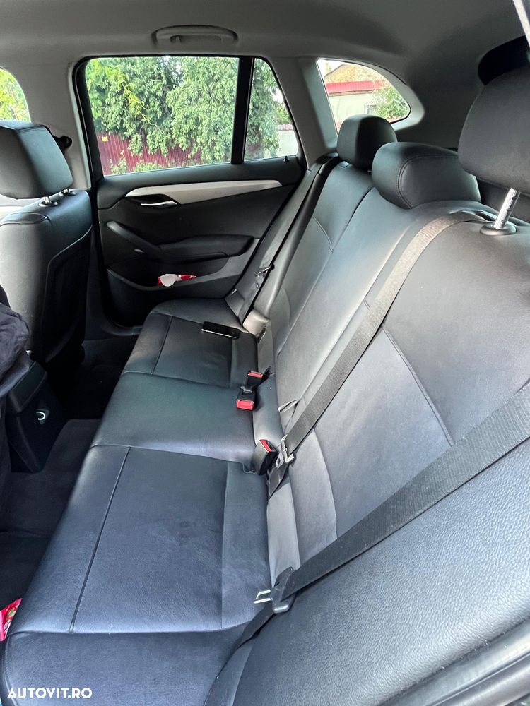 BMW X1 sDrive18d Sport Line - 9