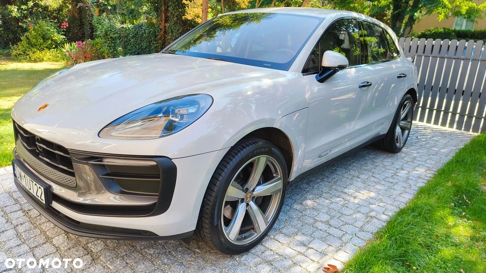 Porsche Macan T - 33