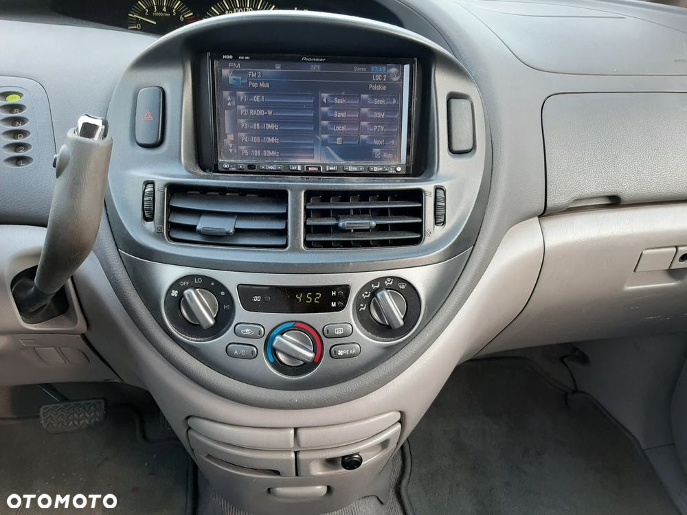 Toyota Previa 2.4 Automatik - 22
