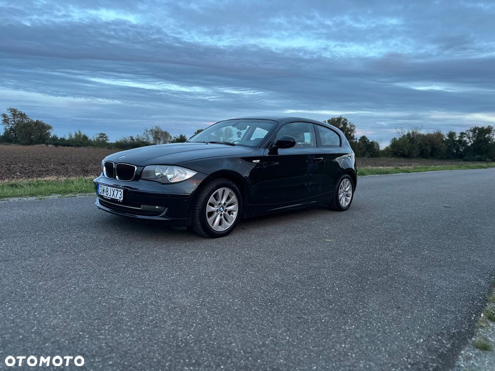 BMW Seria 1 118d Sport Line - 8