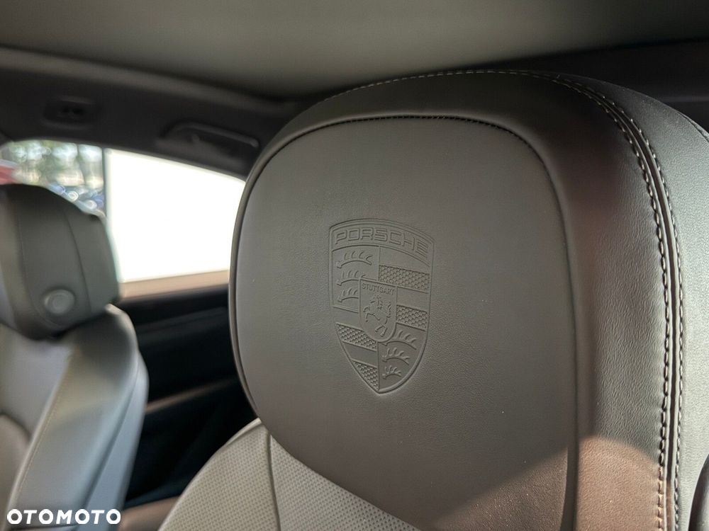 Porsche Cayenne - 14